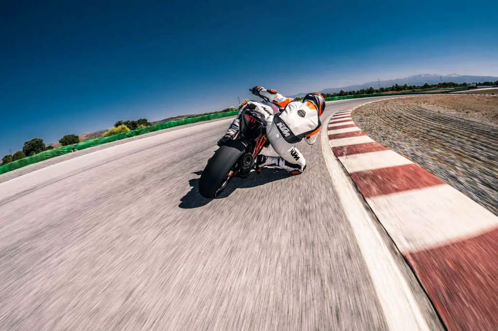 2019 KTM 1290 Super Duke R