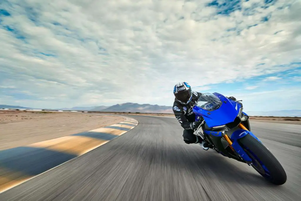 2019 Yamaha YZF-R1