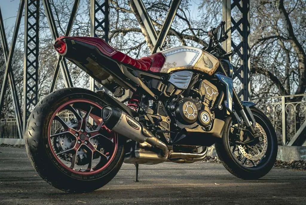 2019-Honda-Garage-Dreams-Contest-CB1000R3