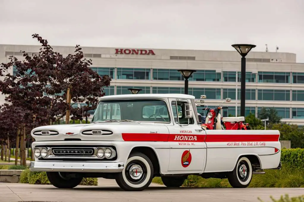 60th Anniversary - American Honda Restores three historic vehicles for SEMA 2019
