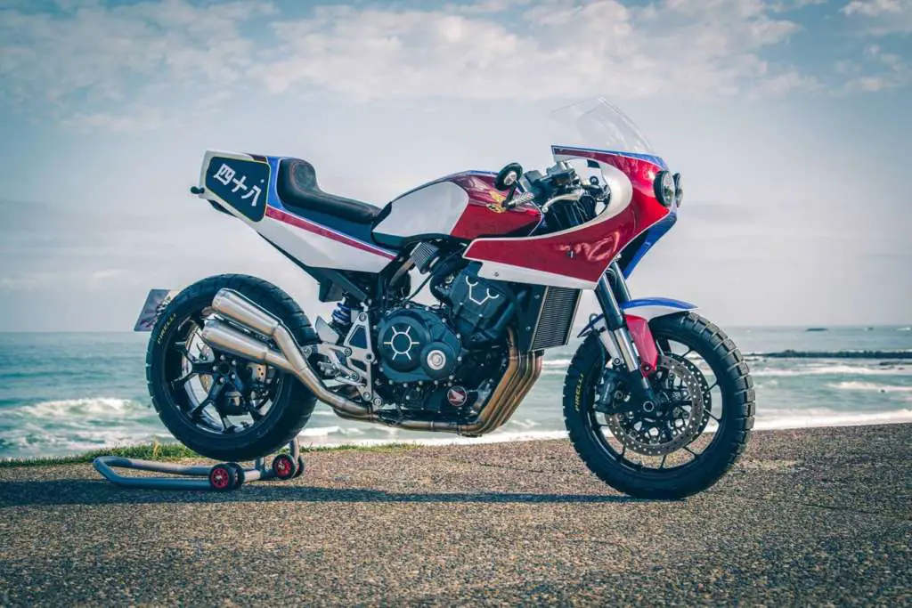 Inspiration Friday: 12 Inspiring Inline-4 Bikes seen at WHEELS AND WAVES 2019