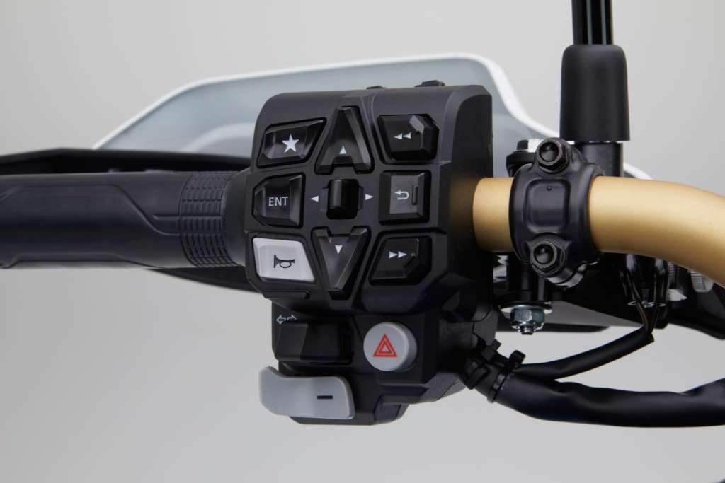 2020 Africa Twin Adventure Sports ES DCT