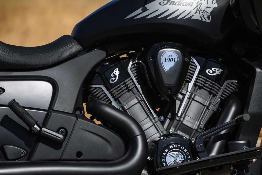 2020 Indian Challenger Dark Horse