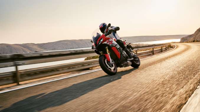 2020 BMW S1000XR