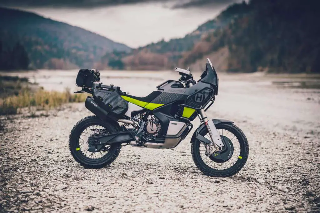 2020 Husqvarna Norden 901 Concept