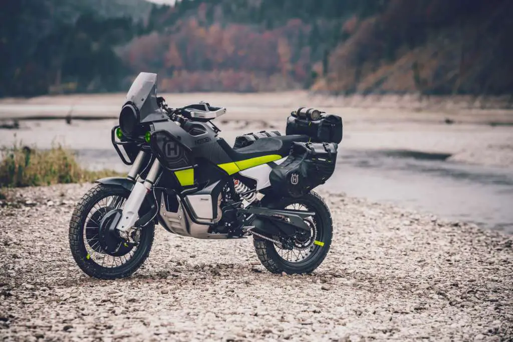 2020 Husqvarna Norden 901 Concept