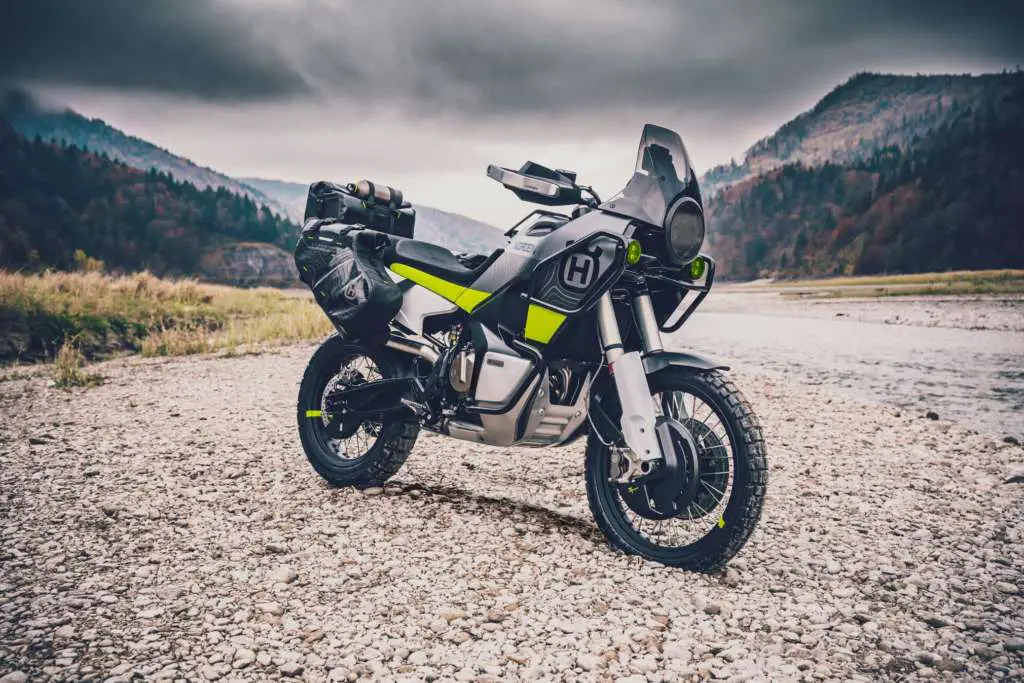 2020 Husqvarna Norden 901 Concept