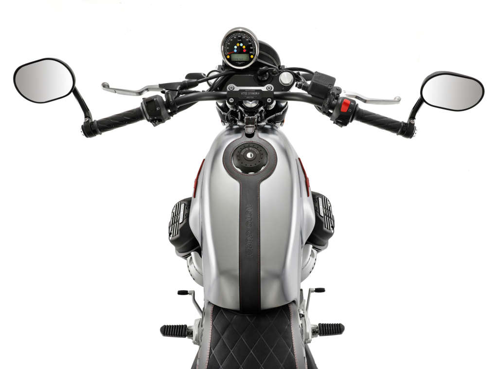 2020 Moto Guzzi V7 III Stone S