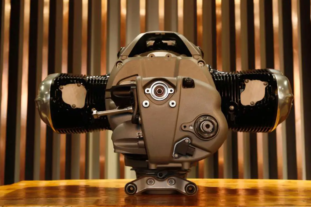 2020-BMW-Big-Boxer-1800