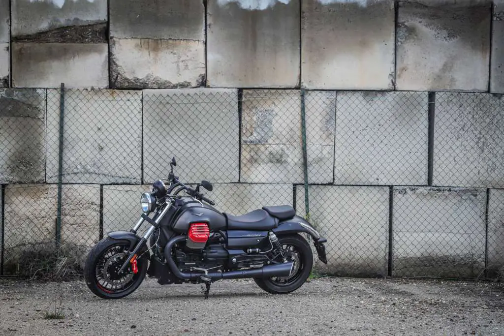 2019 Moto Guzzi Audace Carbon