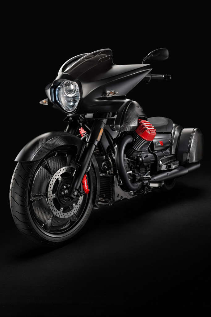 2019 Moto Guzzi MGX-21