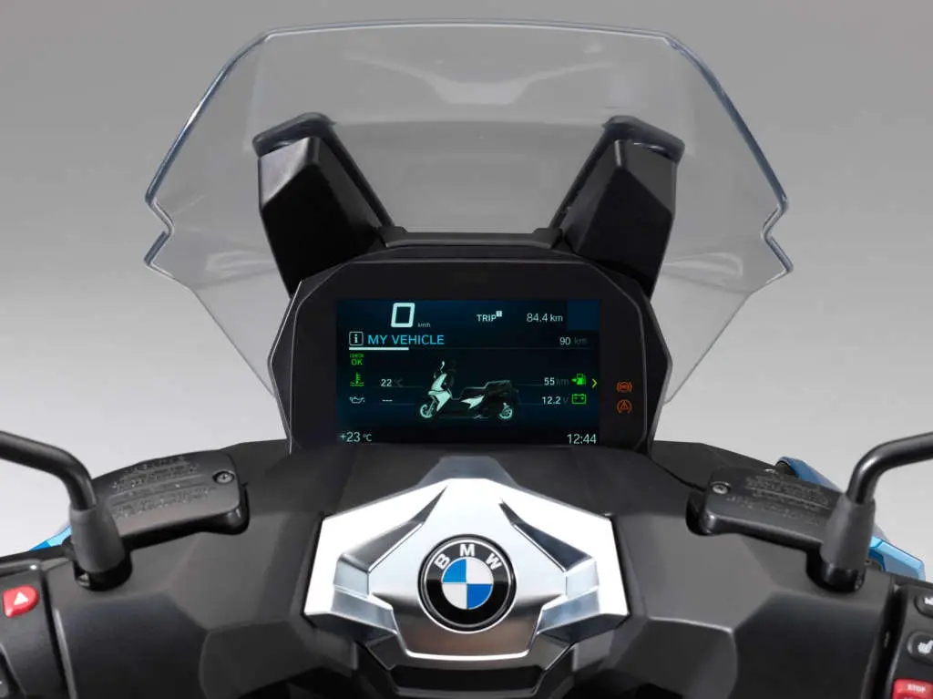 2020 BMW C400X