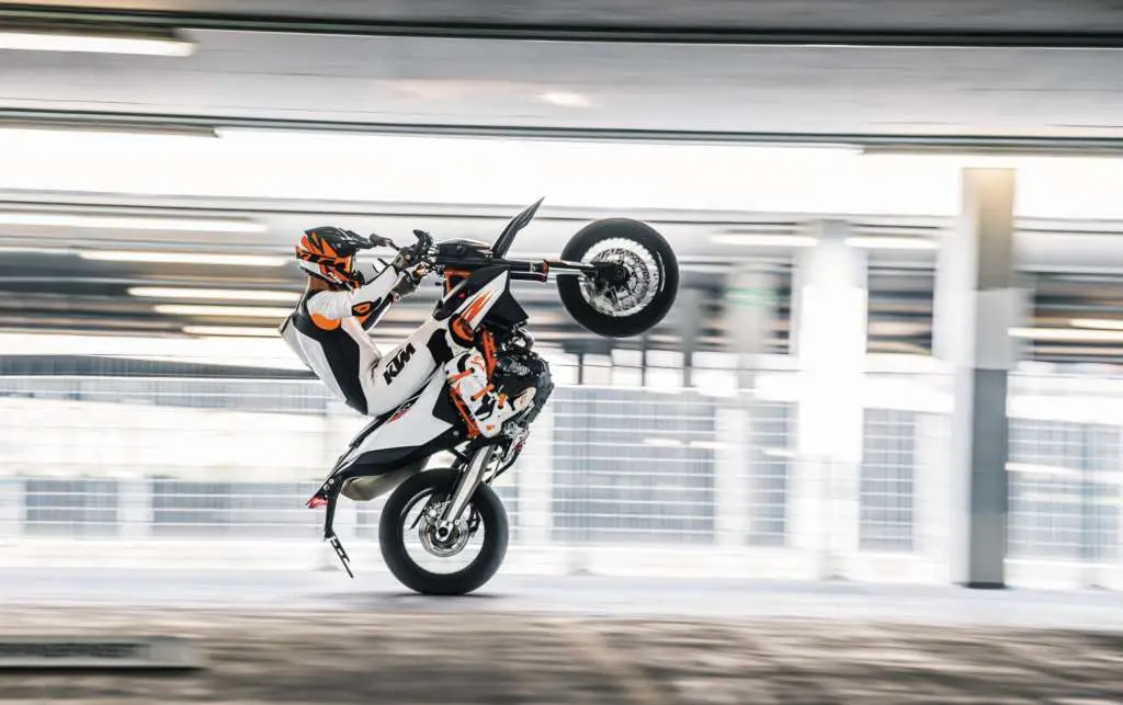 2020 KTM 690 SMC R