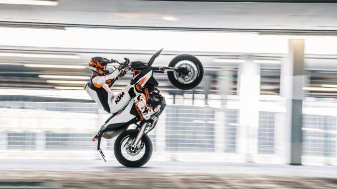 2020 KTM 690 SMC R