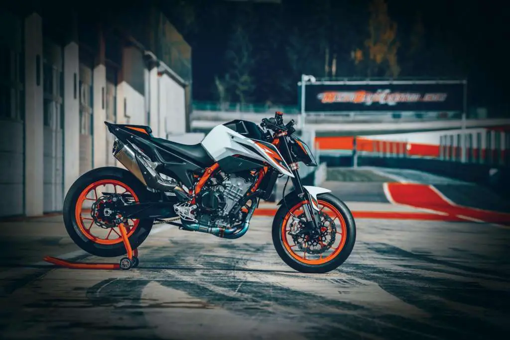 2020 KTM 790 Duke