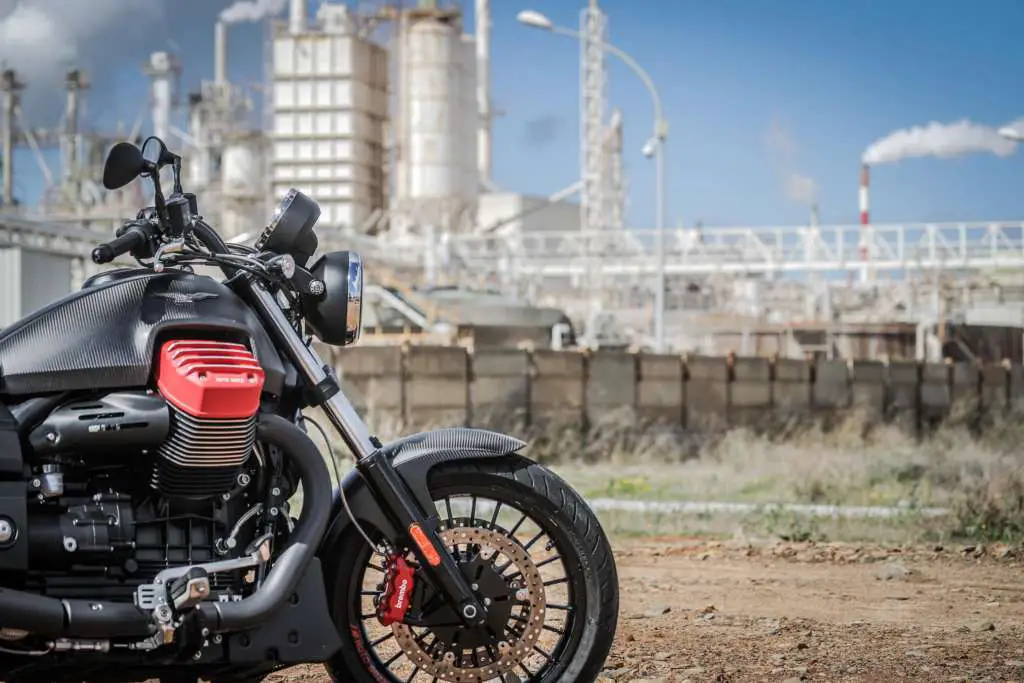 2020 Moto Guzzi Audace Carbon