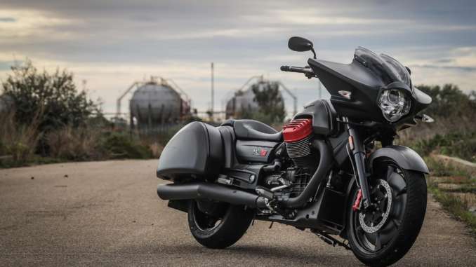 2020 Moto Guzzi MGX-21