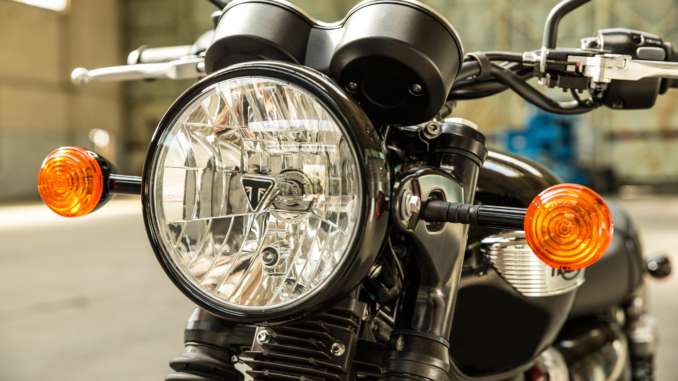 2020 Triumph Bonneville T100 Black