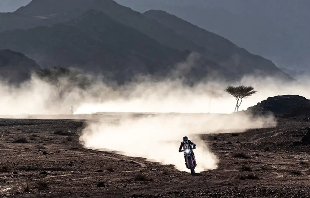 Inspiration Friday: Breath-Taking 2020 Dakar Rally Images and Scenery