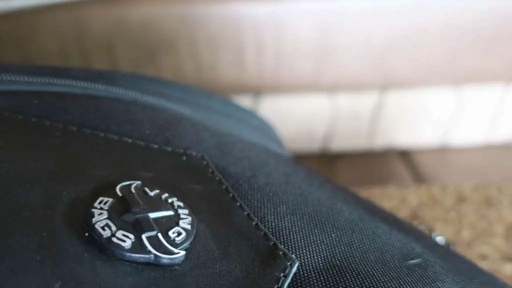 Close up of the Viking Bags Logo.