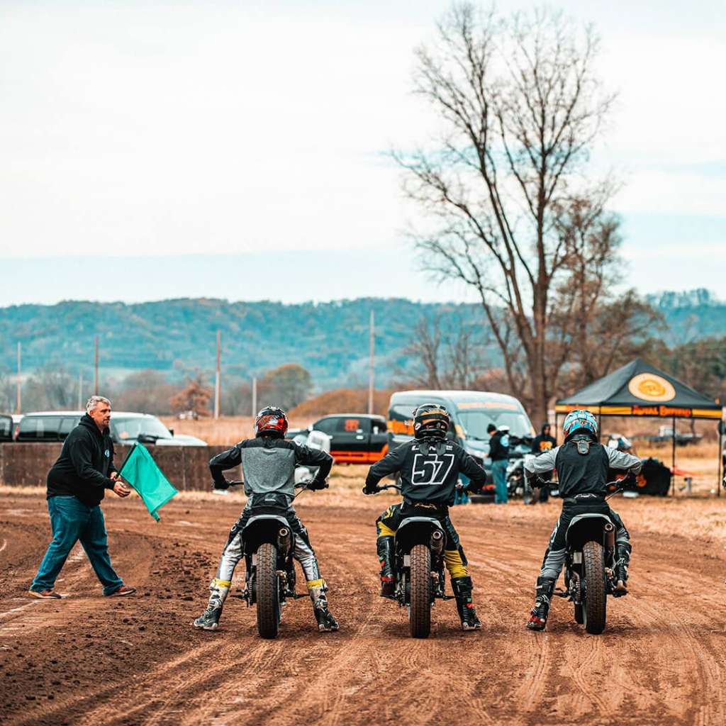 Inspiration Friday Track Day Corner Carving 101