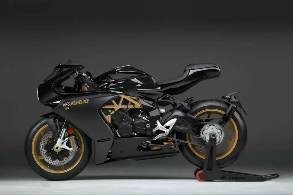 2021 MV Agusta Superveloce 800