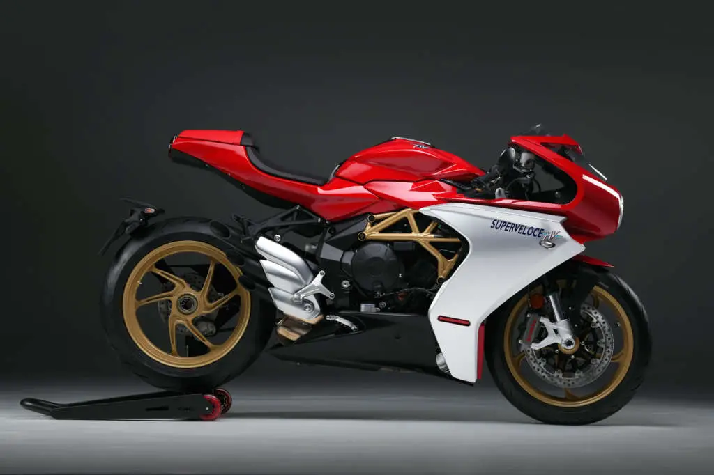 2021 MV Agusta Superveloce 800