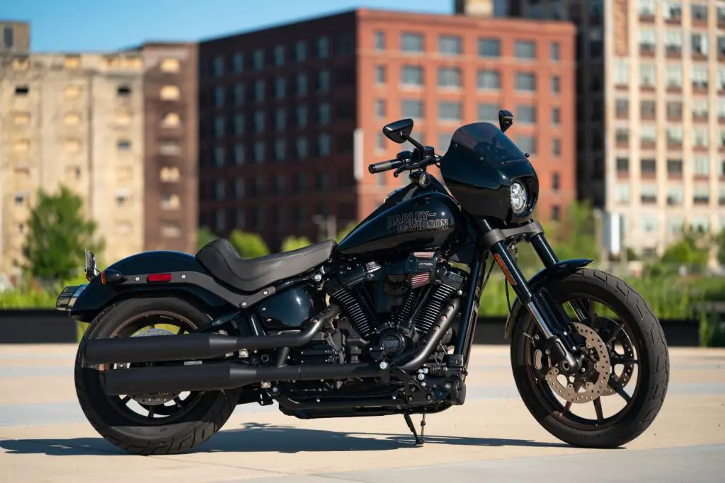 2020-Harley-Davidson-Superglide-Rizoma