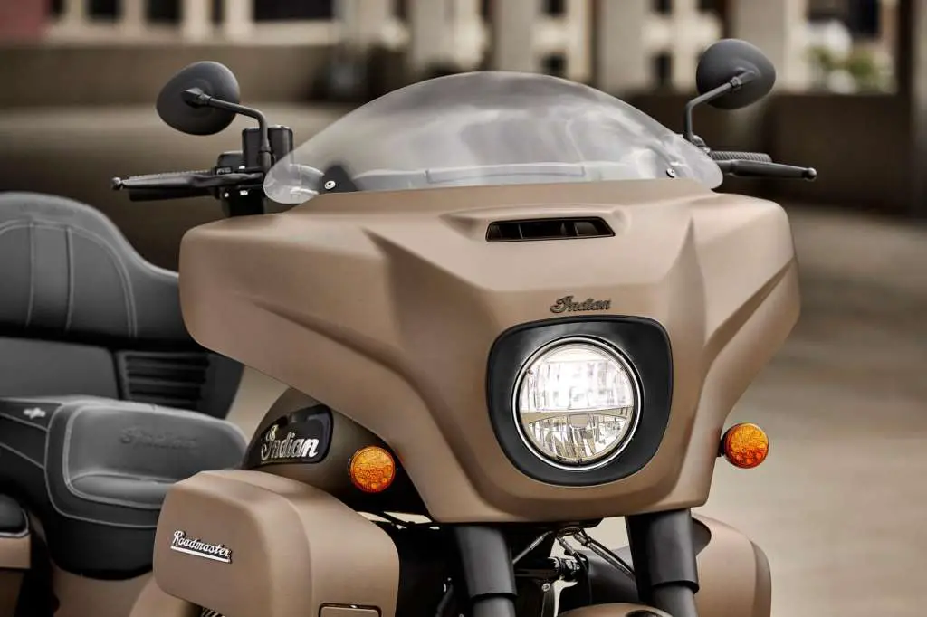 2021 Indian Roadmaster Dark Horse