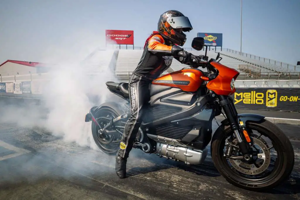 Inspiration Friday: Harley-Davidson's New World Records