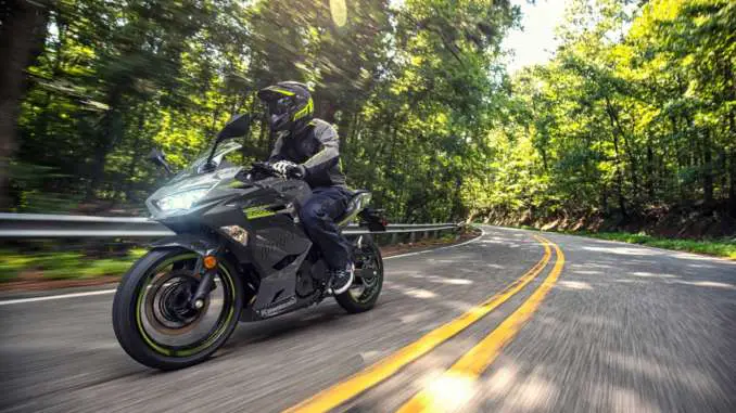 2021 Kawasaki Ninja 400 ABS