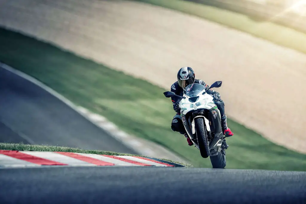 2021 Kawasaki Ninja ZX-6R ABS