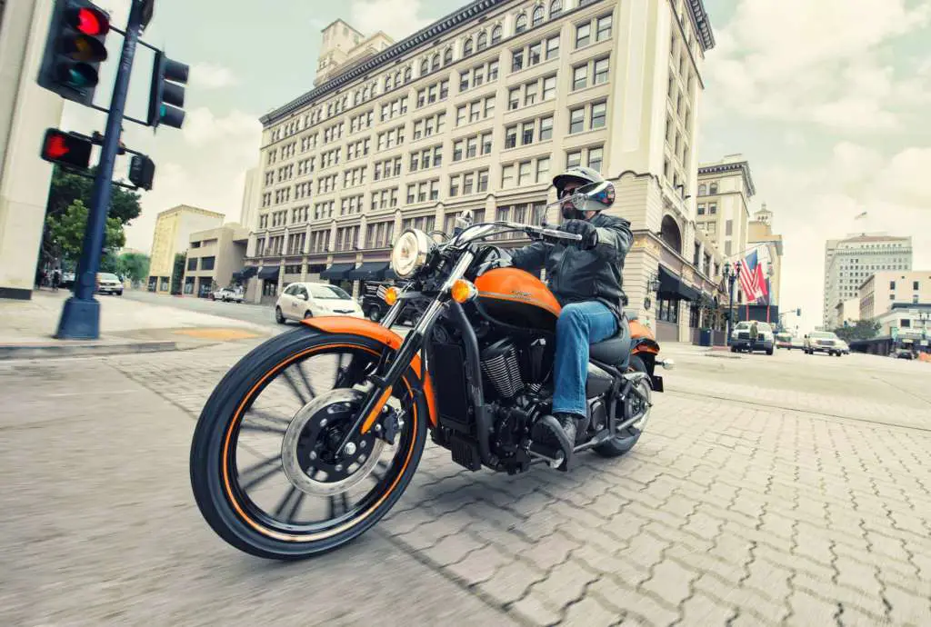 2021 Kawasaki Vulcan 900 Custom