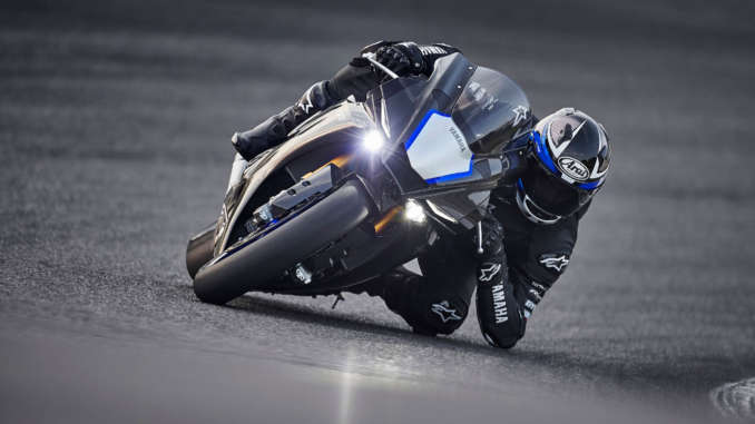 2021 Yamaha YZF-R1M