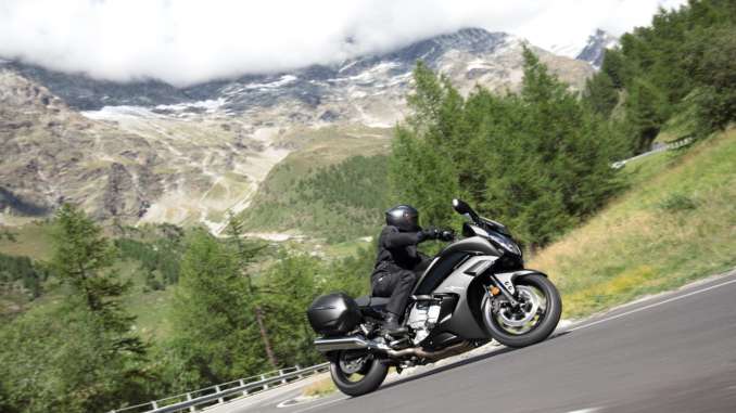 2021 Yamaha FJR1300ES