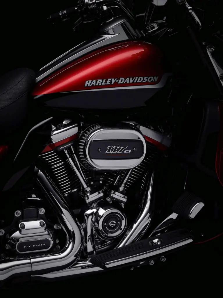 2021 Harley-Davidson CVO Tri Glide