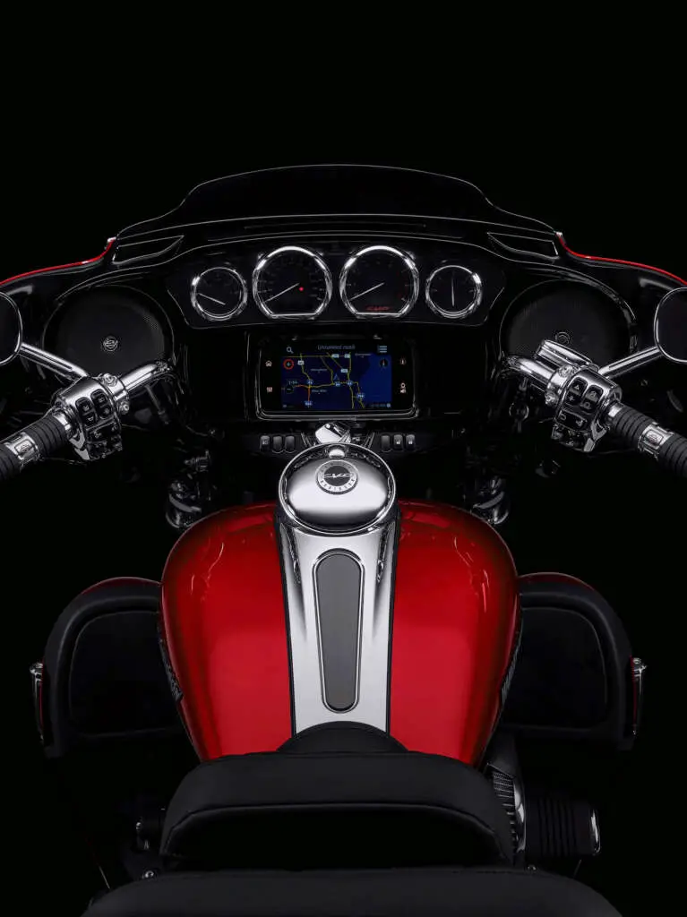 2021 Harley-Davidson CVO Tri Glide