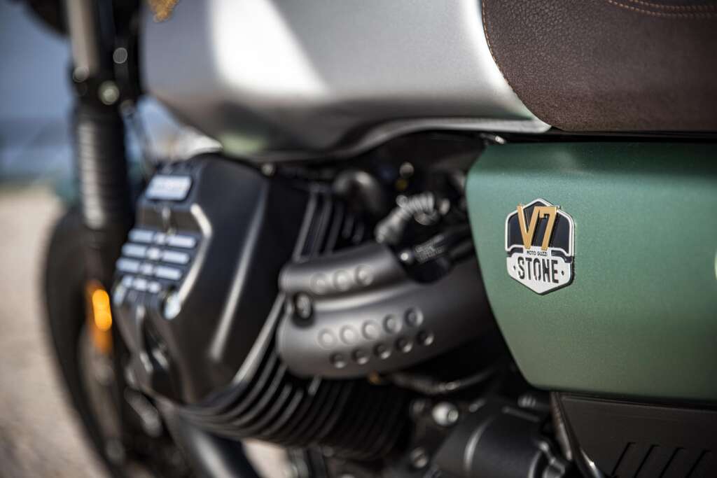 2021 Moto Guzzi V7 Stone Centenario