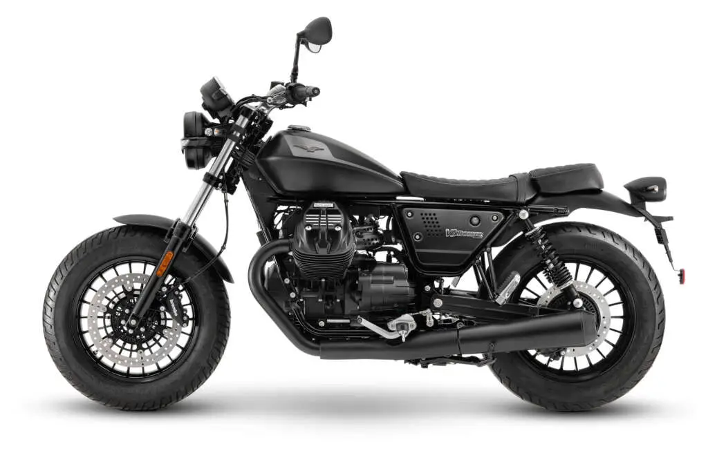 2021 Moto Guzzi V9 Bobber