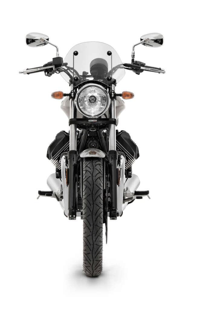 2021 Moto Guzzi V9 Roamer