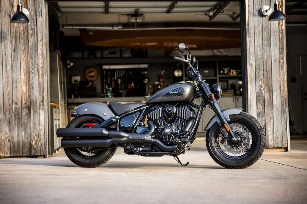 2022 Indian Chief Bobber Dark Horse