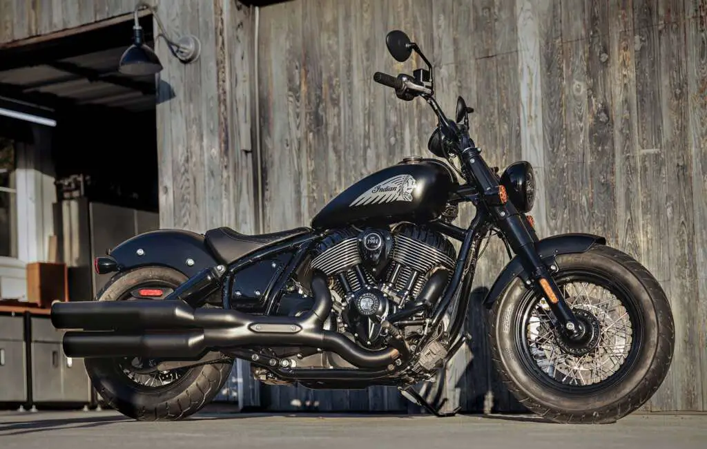 2022 Indian Chief Bobber Dark Horse