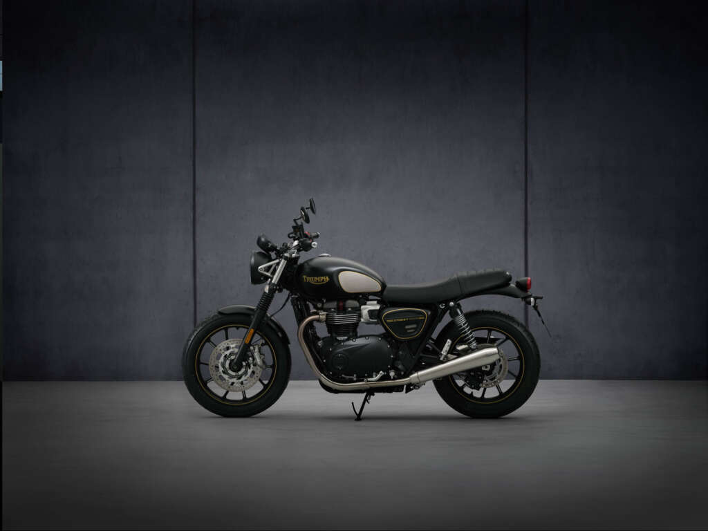 2021 Triumph Street Twin Gold Line