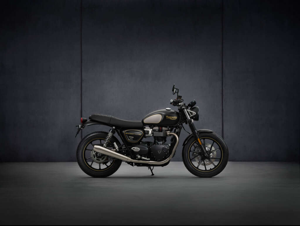 2021 Triumph Street Twin Gold Line