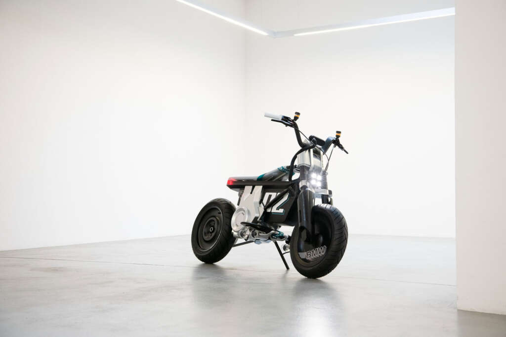 2022 BMW Concept CE02