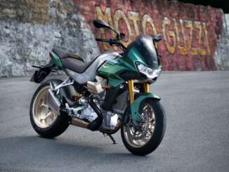 2022 Moto Guzzi V100 Mandello