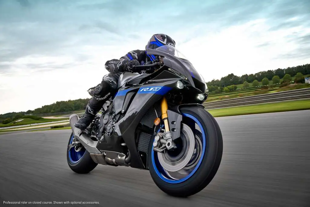 2022 Yamaha YZF-R1M