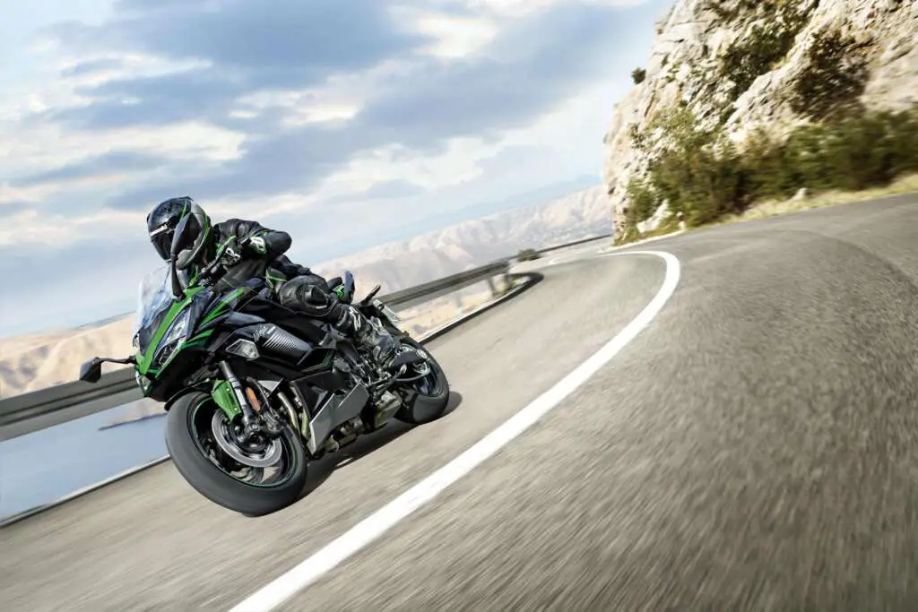2022 Kawasaki Ninja 1000SX