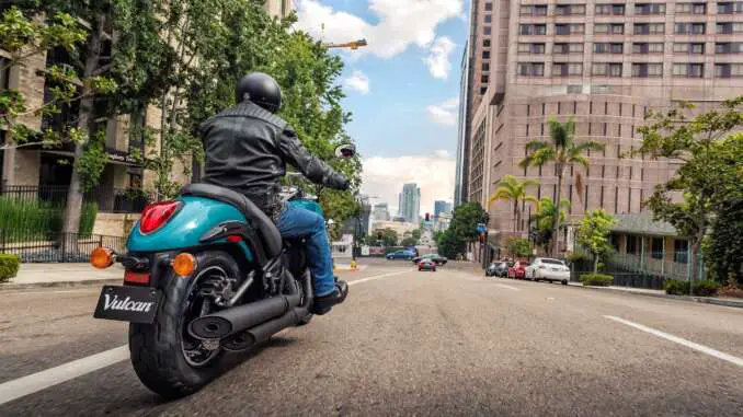 2022 Kawasaki Vulcan 900 Custom