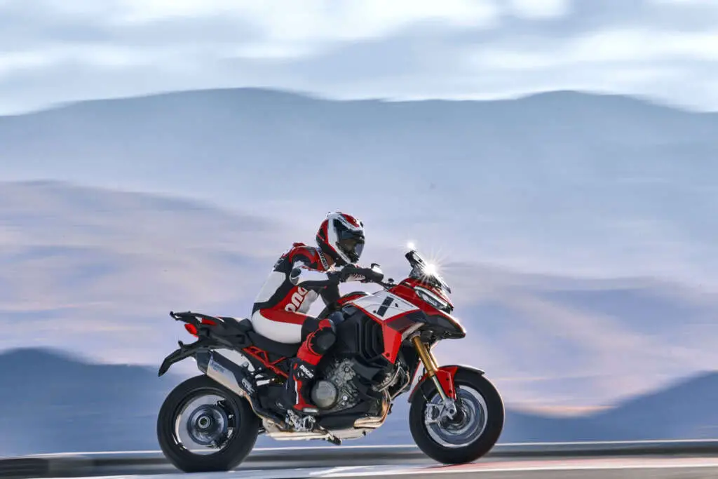 2022 Ducati Multistrada V4 Pike's Peak